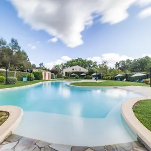 Le Relais Du Grand Logis 3*, Mirabeau (Vaucluse) Frankrijk